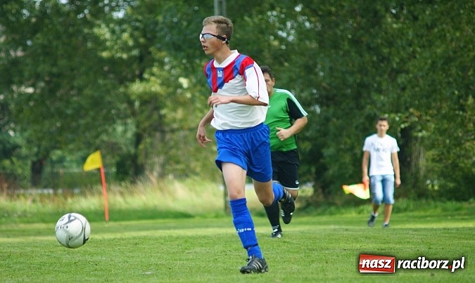 Zdjęcie w galerii na portalu naszraciborz.pl: Juniorzy Cyprzanowa lepsi w Bieńkowicach wiadomości z regionu