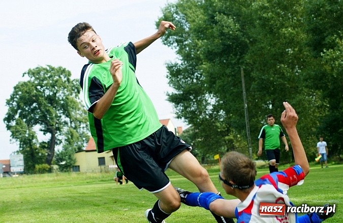 Zdjęcie w galerii na portalu naszraciborz.pl: Juniorzy Cyprzanowa lepsi w Bieńkowicach wiadomości z regionu