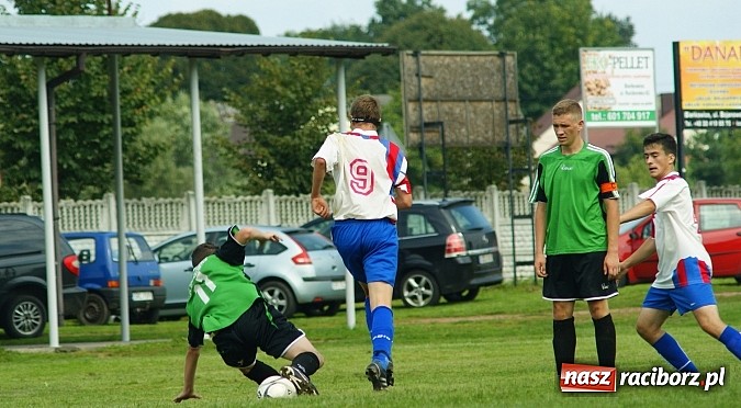 Zdjęcie w galerii na portalu naszraciborz.pl: Juniorzy Cyprzanowa lepsi w Bieńkowicach wiadomości z regionu