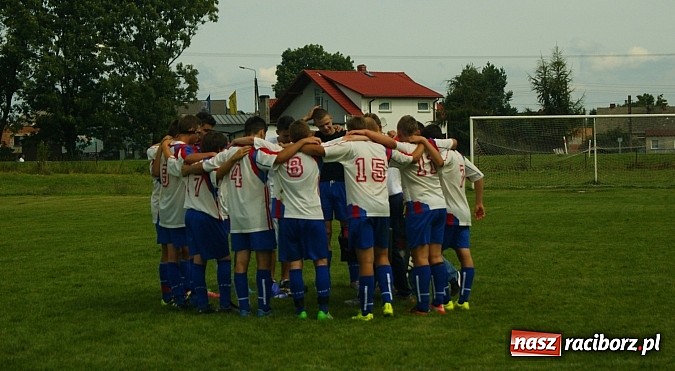 Zdjęcie w galerii na portalu naszraciborz.pl: Juniorzy Cyprzanowa lepsi w Bieńkowicach wiadomości z regionu