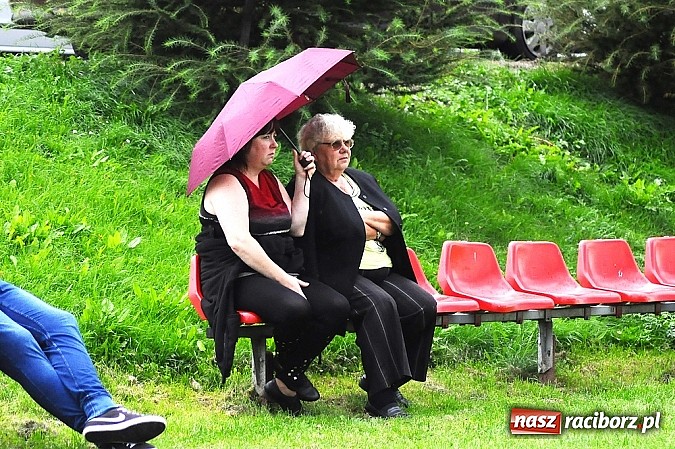 Zdjęcie w galerii na portalu naszraciborz.pl: Szymon Kempa receptą na Borucin wiadomości z regionu