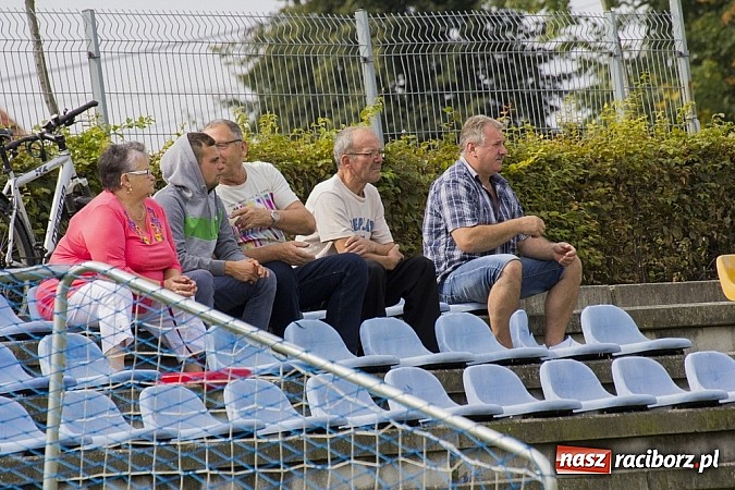 Zdjęcie w galerii na portalu naszraciborz.pl: Pewne zwycięstwo juniorów z Ocic wiadomości z regionu