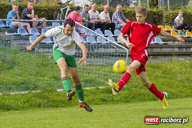 Zdjęcie w galerii na portalu naszraciborz.pl: Pewne zwycięstwo juniorów z Ocic wiadomości z regionu