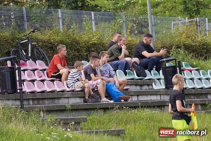 Zdjęcie w galerii na portalu naszraciborz.pl: Pewne zwycięstwo juniorów z Ocic wiadomości z regionu