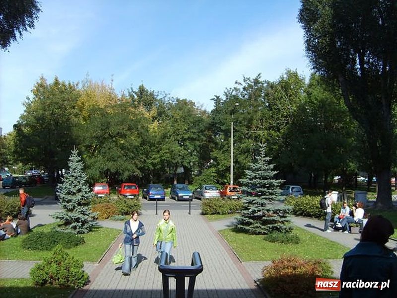 Zdjęcie w galerii na portalu naszraciborz.pl: Akademik marzenie wiadomości z regionu