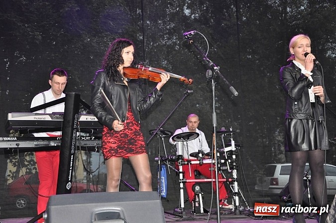 Zdjęcie w galerii na portalu naszraciborz.pl: Kapele weselne rozgrzewały publiczność w Kuźni Raciborskiej wiadomości z regionu