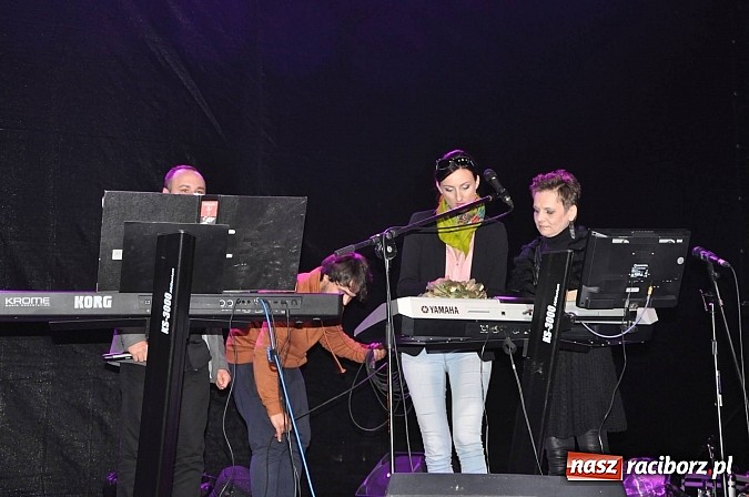 Zdjęcie w galerii na portalu naszraciborz.pl: Kapele weselne rozgrzewały publiczność w Kuźni Raciborskiej wiadomości z regionu