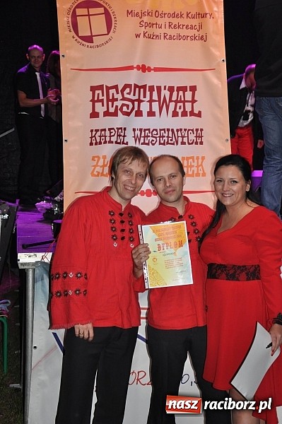 Zdjęcie w galerii na portalu naszraciborz.pl: Kapele weselne rozgrzewały publiczność w Kuźni Raciborskiej wiadomości z regionu