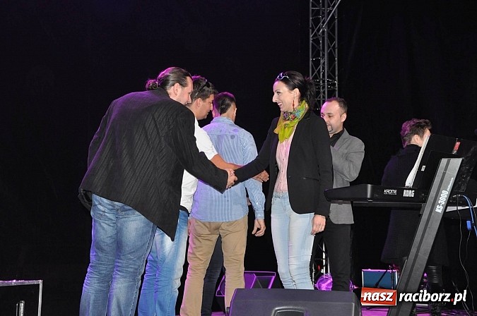 Zdjęcie w galerii na portalu naszraciborz.pl: Kapele weselne rozgrzewały publiczność w Kuźni Raciborskiej wiadomości z regionu