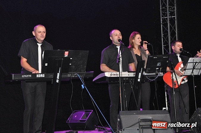 Zdjęcie w galerii na portalu naszraciborz.pl: Kapele weselne rozgrzewały publiczność w Kuźni Raciborskiej wiadomości z regionu