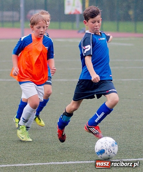 Zdjęcie w galerii na portalu naszraciborz.pl: Deszczowe zmagania orlików. Unia Racibórz górą nad Studzienną wiadomości z regionu