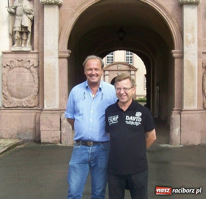 Zdjęcie w galerii na portalu naszraciborz.pl: Książę raciborski Wiktor V przyjeżdża do Raciborza. Zobacz gdzie na co dzień mieszka wiadomości z regionu