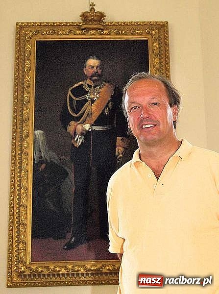 Zdjęcie w galerii na portalu naszraciborz.pl: Książę raciborski Wiktor V przyjeżdża do Raciborza. Zobacz gdzie na co dzień mieszka wiadomości z regionu