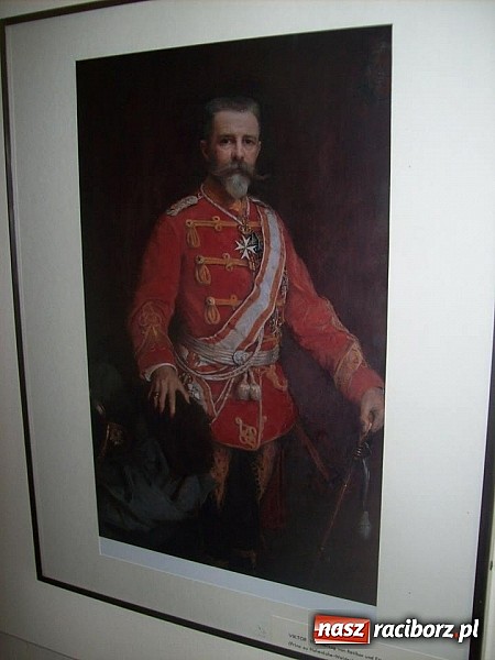 Zdjęcie w galerii na portalu naszraciborz.pl: Książę raciborski Wiktor V przyjeżdża do Raciborza. Zobacz gdzie na co dzień mieszka wiadomości z regionu