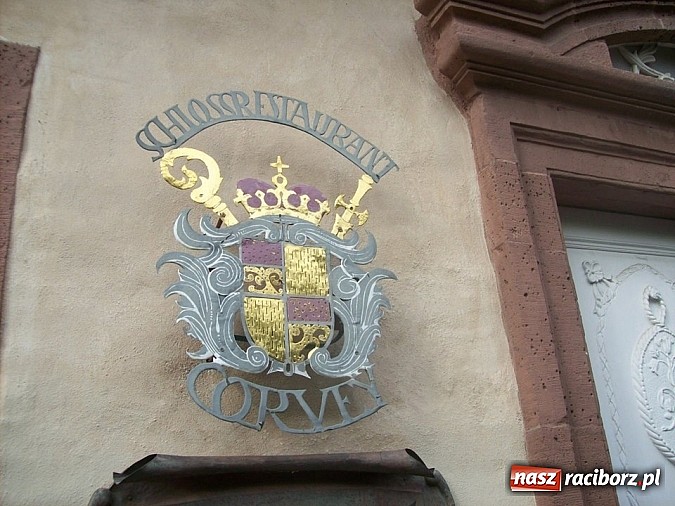 Zdjęcie w galerii na portalu naszraciborz.pl: Książę raciborski Wiktor V przyjeżdża do Raciborza. Zobacz gdzie na co dzień mieszka wiadomości z regionu