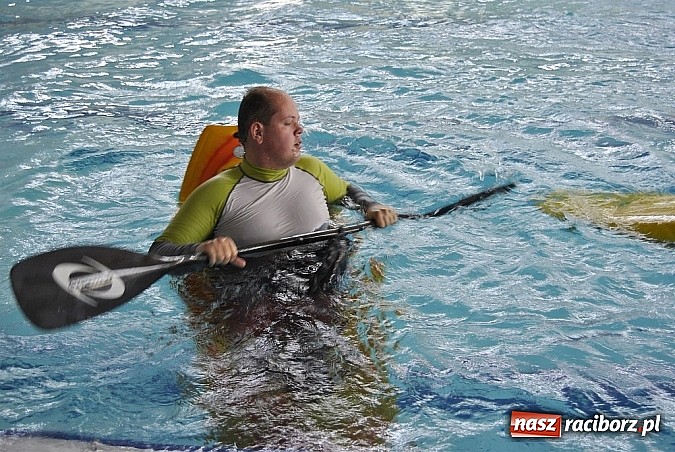 Zdjęcie w galerii na portalu naszraciborz.pl: Lekcją kajakarstwa pożegnano wakacje w H2Ostróg wiadomości z regionu