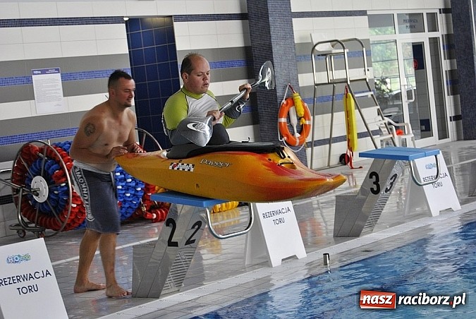 Zdjęcie w galerii na portalu naszraciborz.pl: Lekcją kajakarstwa pożegnano wakacje w H2Ostróg wiadomości z regionu