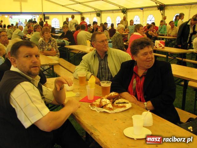 Zdjęcie w galerii na portalu naszraciborz.pl: Sportowy Festyn Przyjaźni wiadomości z regionu