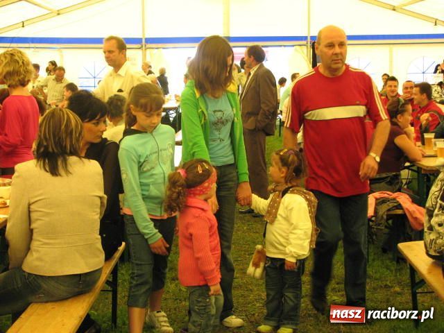 Zdjęcie w galerii na portalu naszraciborz.pl: Sportowy Festyn Przyjaźni wiadomości z regionu
