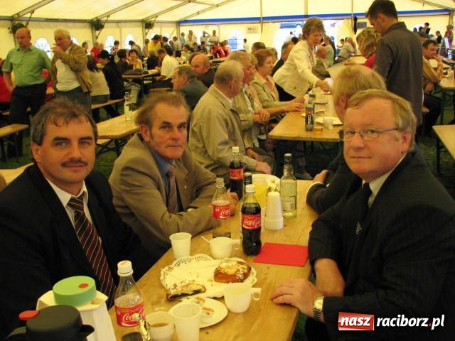 Zdjęcie w galerii na portalu naszraciborz.pl: Sportowy Festyn Przyjaźni wiadomości z regionu