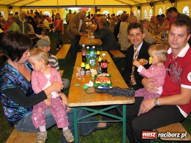 Zdjęcie w galerii na portalu naszraciborz.pl: Sportowy Festyn Przyjaźni wiadomości z regionu