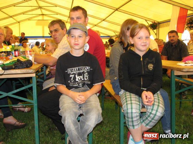 Zdjęcie w galerii na portalu naszraciborz.pl: Sportowy Festyn Przyjaźni wiadomości z regionu