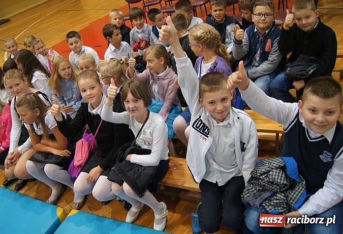 Zdjęcie w galerii na portalu naszraciborz.pl: Z sukcesem w nowy rok szkolny w Nędzy wiadomości z regionu
