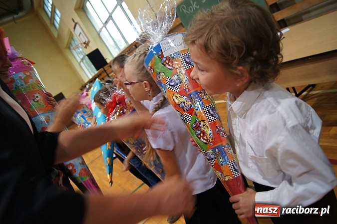 Zdjęcie w galerii na portalu naszraciborz.pl: Z sukcesem w nowy rok szkolny w Nędzy wiadomości z regionu