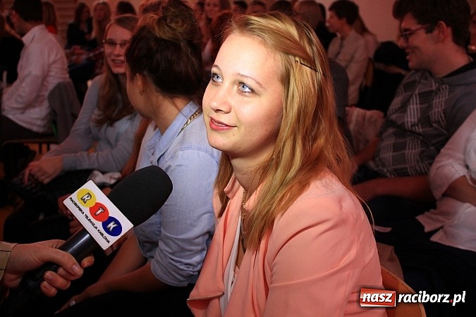 Zdjęcie w galerii na portalu naszraciborz.pl: Niech ten rok będzie dla nas dobry, czyli Inauguracja Roku Szkolnego w ZSBiRR wiadomości z regionu