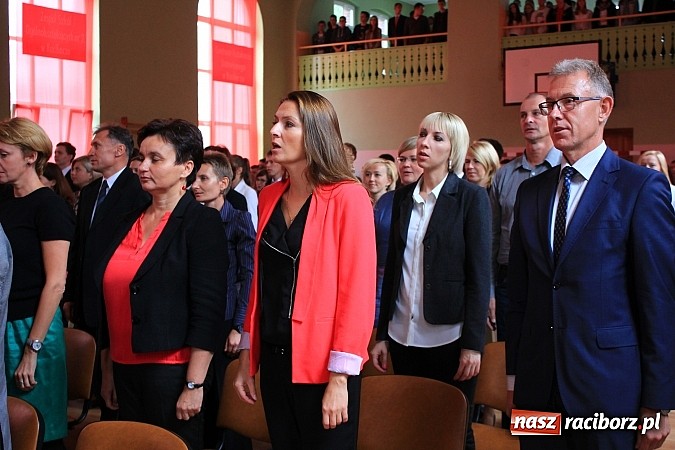 Zdjęcie w galerii na portalu naszraciborz.pl: Niech ten rok będzie dla nas dobry, czyli Inauguracja Roku Szkolnego w ZSBiRR wiadomości z regionu