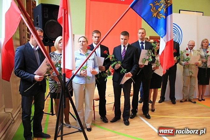 Zdjęcie w galerii na portalu naszraciborz.pl: Niech ten rok będzie dla nas dobry, czyli Inauguracja Roku Szkolnego w ZSBiRR wiadomości z regionu