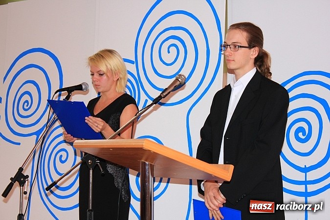 Zdjęcie w galerii na portalu naszraciborz.pl: Niech ten rok będzie dla nas dobry, czyli Inauguracja Roku Szkolnego w ZSBiRR wiadomości z regionu