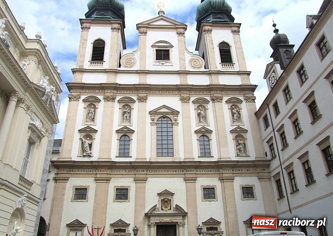 Zdjęcie w galerii na portalu naszraciborz.pl: Wojaże Źródła: przed Meksykiem Austria wiadomości z regionu