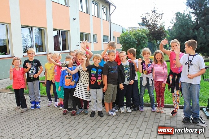 Zdjęcie w galerii na portalu naszraciborz.pl: Nowy plac zabaw w Markowicach! wiadomości z regionu