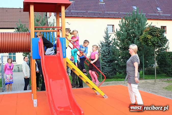 Zdjęcie w galerii na portalu naszraciborz.pl: Nowy plac zabaw w Markowicach! wiadomości z regionu