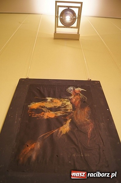 Zdjęcie w galerii na portalu naszraciborz.pl: Ptaki Zofii Wierchowicz w Galerii Sztuki Współczesnej w RCK wiadomości z regionu