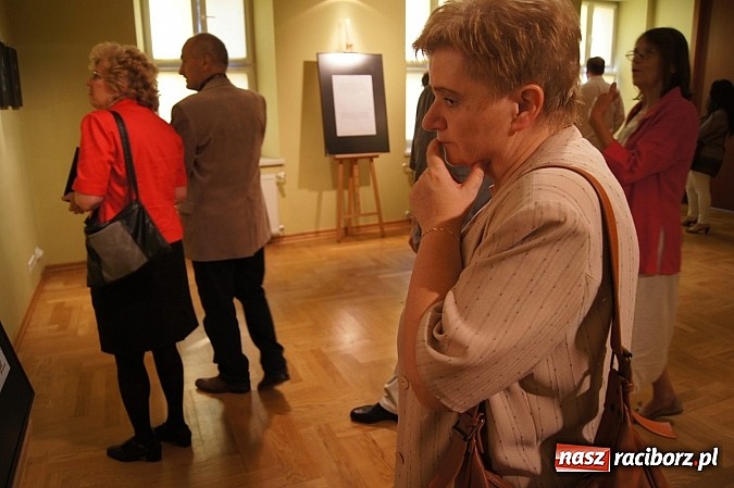 Zdjęcie w galerii na portalu naszraciborz.pl: Ptaki Zofii Wierchowicz w Galerii Sztuki Współczesnej w RCK wiadomości z regionu