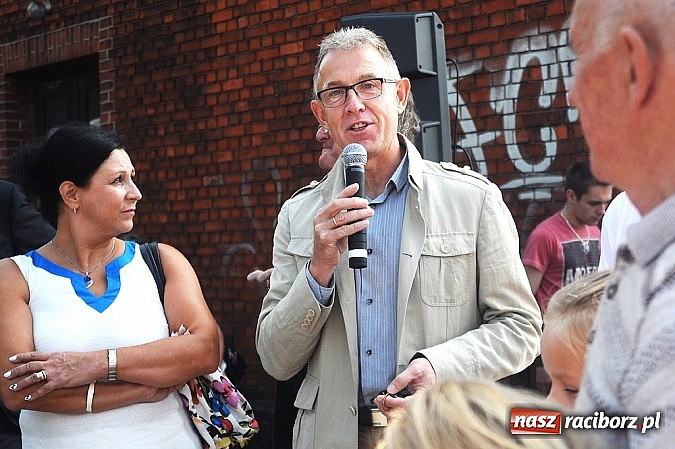 Zdjęcie w galerii na portalu naszraciborz.pl: Na dworcu zorganizowano I Piknik Kolejowy wiadomości z regionu