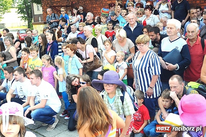 Zdjęcie w galerii na portalu naszraciborz.pl: Na dworcu zorganizowano I Piknik Kolejowy wiadomości z regionu