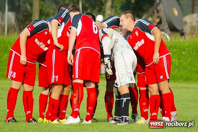 Zdjęcie w galerii na portalu naszraciborz.pl: Dwa gole Rosika zapewniły wygraną Rafako. Gaszowice zdetronizowane wiadomości z regionu