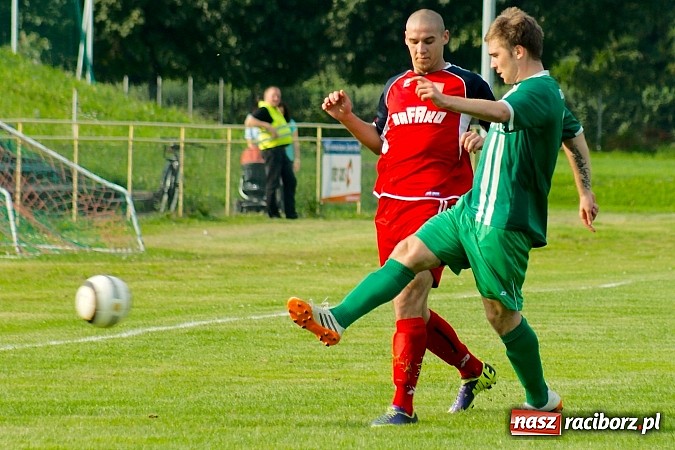 Zdjęcie w galerii na portalu naszraciborz.pl: Dwa gole Rosika zapewniły wygraną Rafako. Gaszowice zdetronizowane wiadomości z regionu