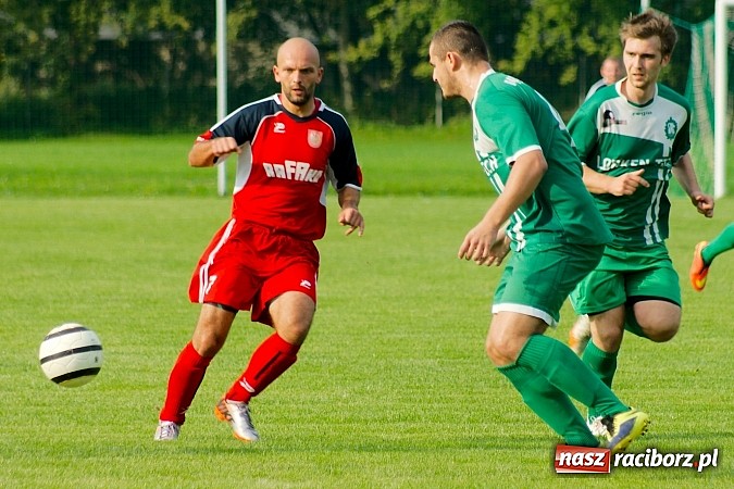 Zdjęcie w galerii na portalu naszraciborz.pl: Dwa gole Rosika zapewniły wygraną Rafako. Gaszowice zdetronizowane wiadomości z regionu
