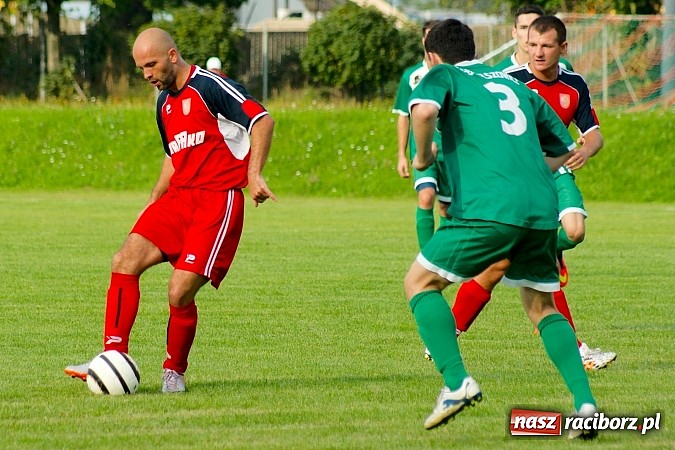 Zdjęcie w galerii na portalu naszraciborz.pl: Dwa gole Rosika zapewniły wygraną Rafako. Gaszowice zdetronizowane wiadomości z regionu