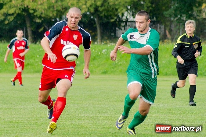 Zdjęcie w galerii na portalu naszraciborz.pl: Dwa gole Rosika zapewniły wygraną Rafako. Gaszowice zdetronizowane wiadomości z regionu