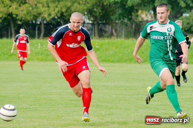 Zdjęcie w galerii na portalu naszraciborz.pl: Dwa gole Rosika zapewniły wygraną Rafako. Gaszowice zdetronizowane wiadomości z regionu