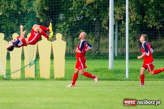 Zdjęcie w galerii na portalu naszraciborz.pl: Dwa gole Rosika zapewniły wygraną Rafako. Gaszowice zdetronizowane wiadomości z regionu