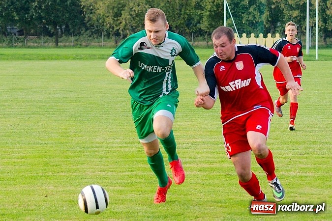 Zdjęcie w galerii na portalu naszraciborz.pl: Dwa gole Rosika zapewniły wygraną Rafako. Gaszowice zdetronizowane wiadomości z regionu