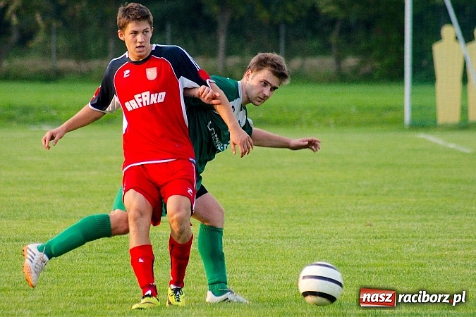 Zdjęcie w galerii na portalu naszraciborz.pl: Dwa gole Rosika zapewniły wygraną Rafako. Gaszowice zdetronizowane wiadomości z regionu