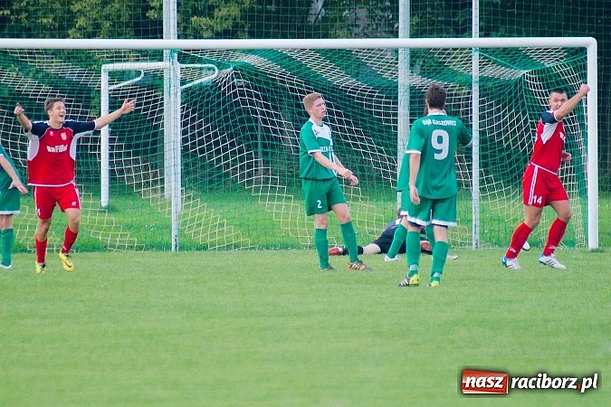 Zdjęcie w galerii na portalu naszraciborz.pl: Dwa gole Rosika zapewniły wygraną Rafako. Gaszowice zdetronizowane wiadomości z regionu