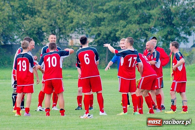 Zdjęcie w galerii na portalu naszraciborz.pl: Dwa gole Rosika zapewniły wygraną Rafako. Gaszowice zdetronizowane wiadomości z regionu